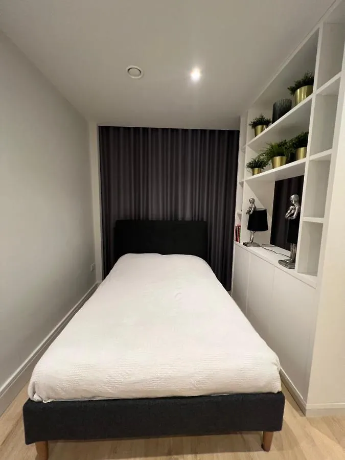London Luxxe Suites & Apartments - London Heathrow Airport, Terminal 1 2 3 4 5 Hillingdon