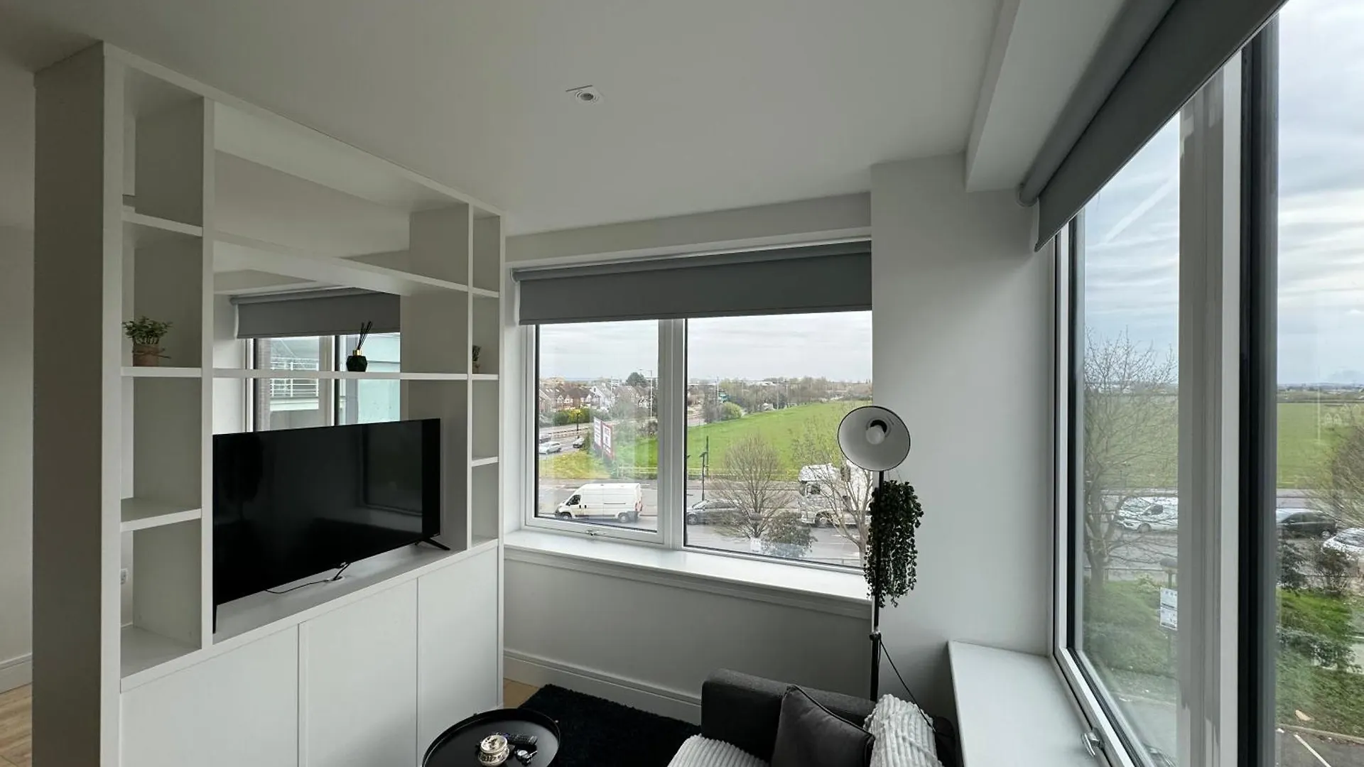 London Luxxe Suites & Apartments - London Heathrow Airport, Terminal 1 2 3 4 5 Hillingdon
